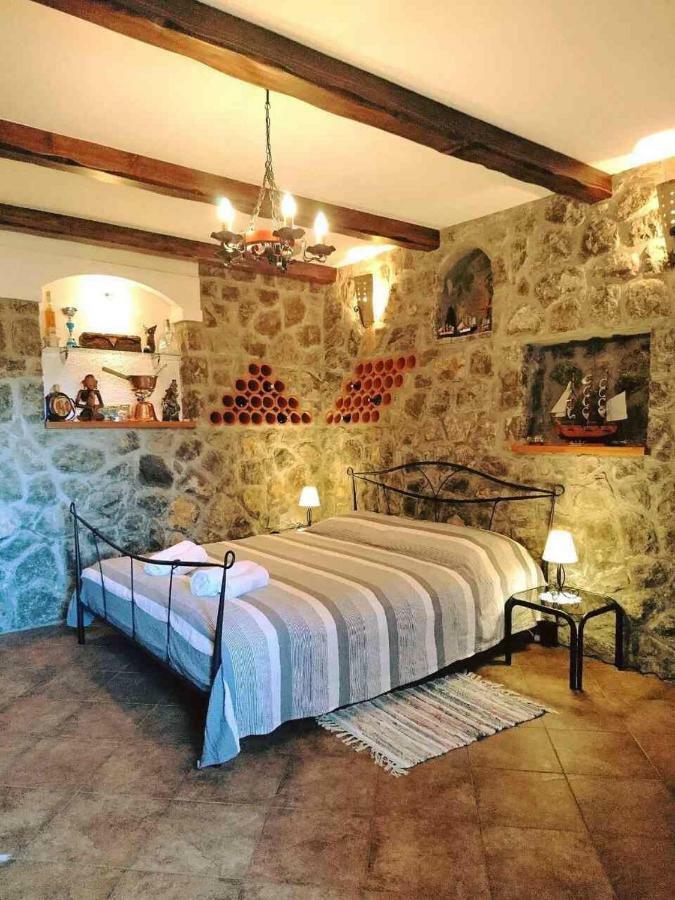 Apartman Ruza 3 Poljane Bagian luar foto
