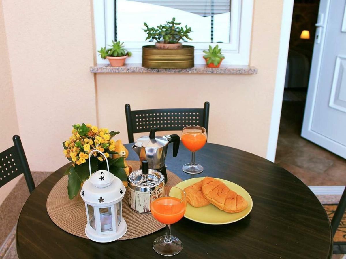 Apartman Ruza 3 Poljane Bagian luar foto
